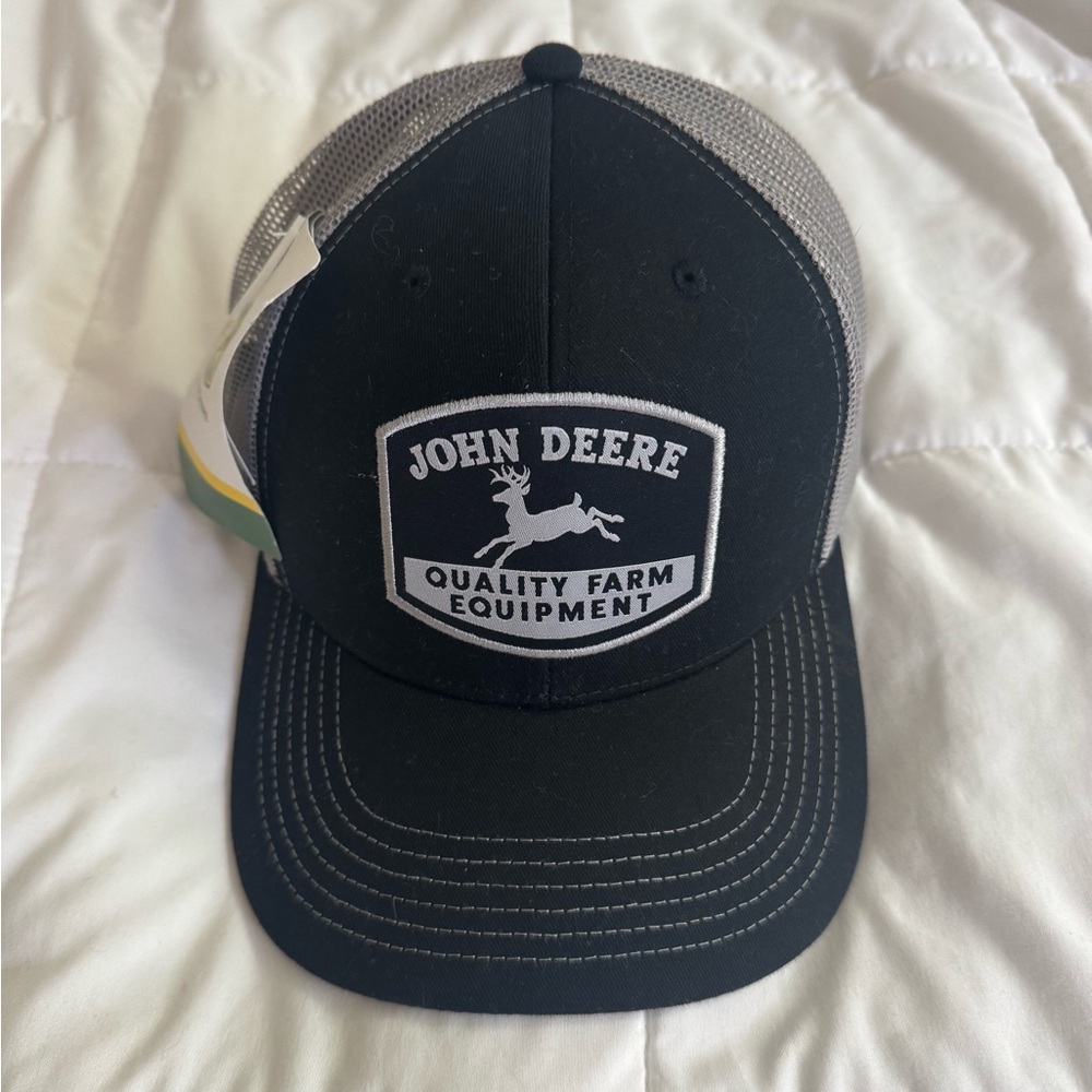 California Farm Girl/Guy Never worn John Deere Black and GrayTrucker  Hat,